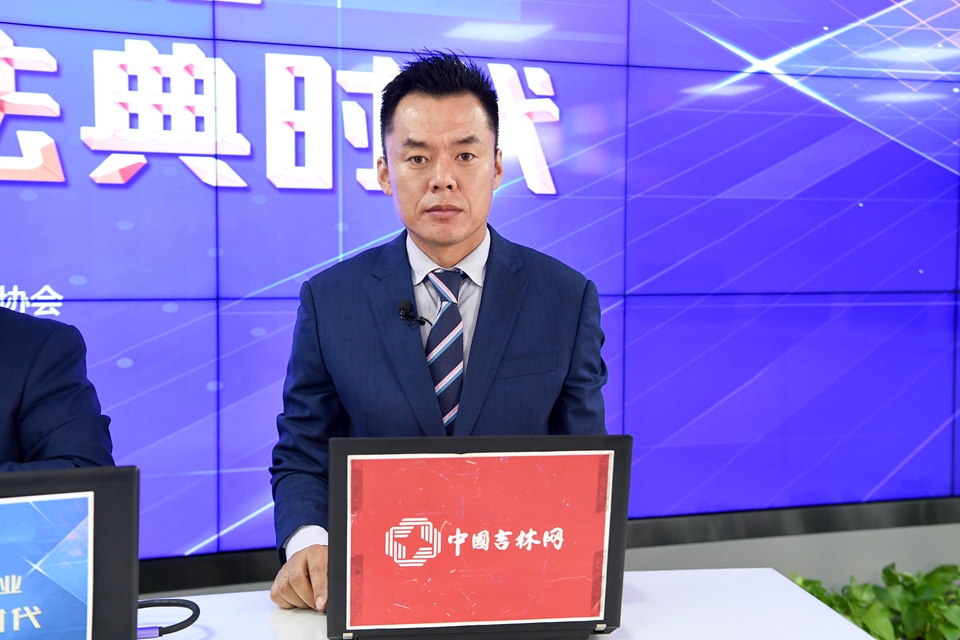 刘律师 .jpg