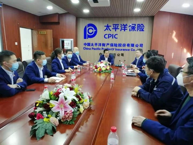 踩踩踩.jpg