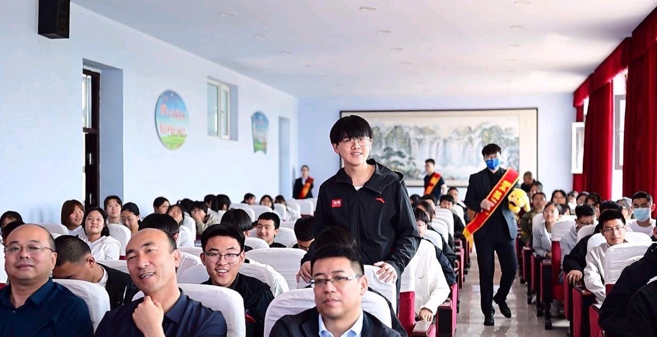 fff517af9edd472f711b3efcc289d127.JPG